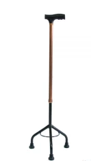 06-01-16 Трость 3-х опорная с анатомической ручкой, не регулируемая по высоте, с устройством противоскольжения